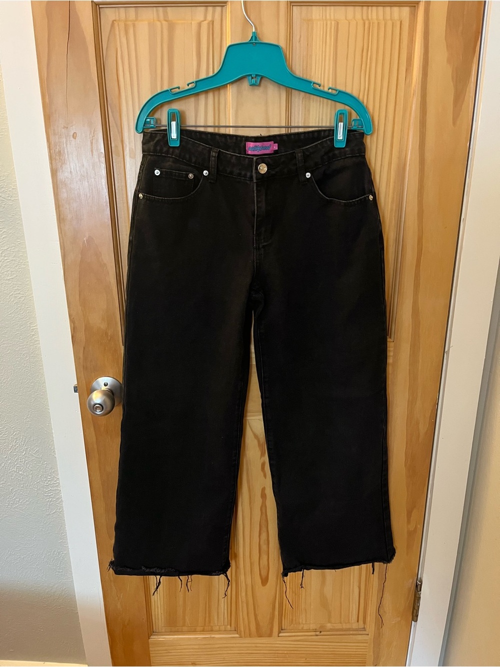 Edikted Black Straight-Leg Jeans